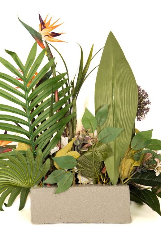 Alegre centro de flores para cementerio con flores artificiales de aves del paraíso