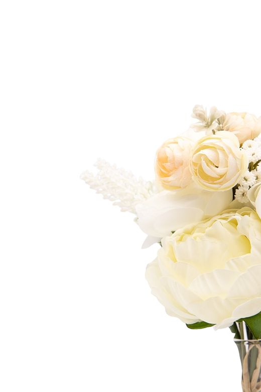 Atemporal bouquet con Ranúnculos en color crema