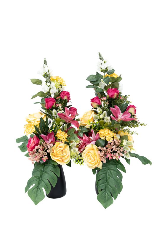 Audaz ramo floral de cementerio en amarillos y fucsias