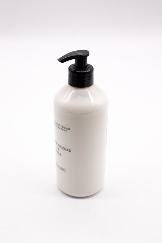 Loção para as mãos e corpo 500ml Black Orquid & Lily. Bouquet CERERIA MOLLA 1899