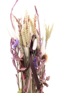 Caja redonda de cartón tipo sombrerera con flores secas y preservada en altura