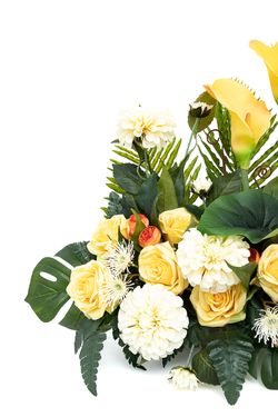 Cálida jardinera para cementerio en tonos amarillos