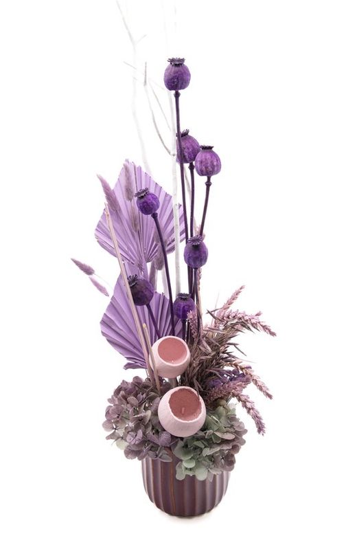 Centro de flores secas con hortensia preservada en color morado y lila