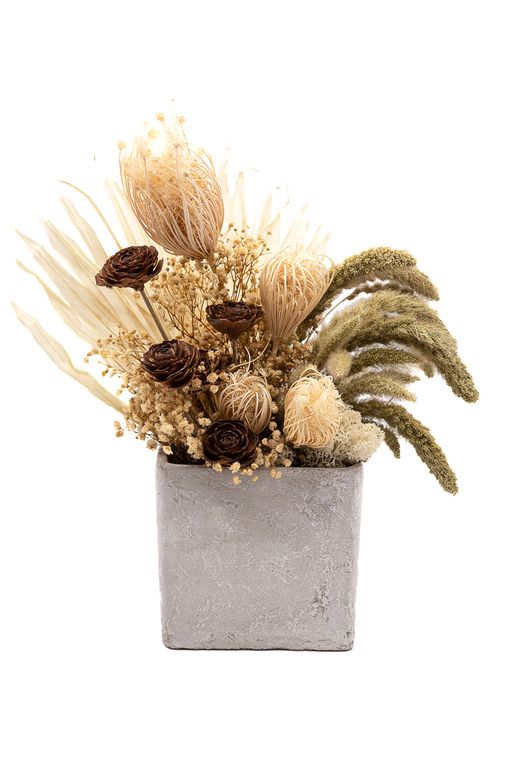Centro de flores secas y preservadas en tonos natural