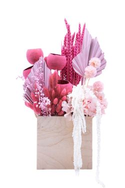 Centro natural rosa en caja de madera. Elegancia Floral