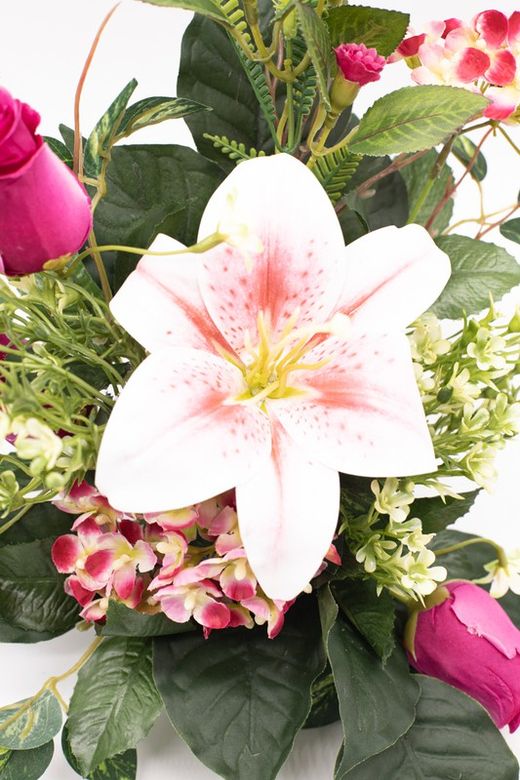 Centro para cementerio de flores artificiales con lirio de color rosa