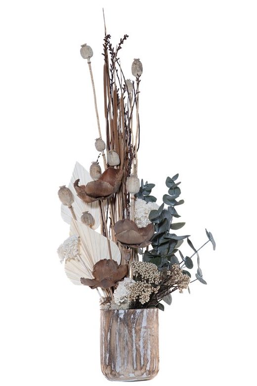 Centro rústico en madera con flores secas en tonos naturales