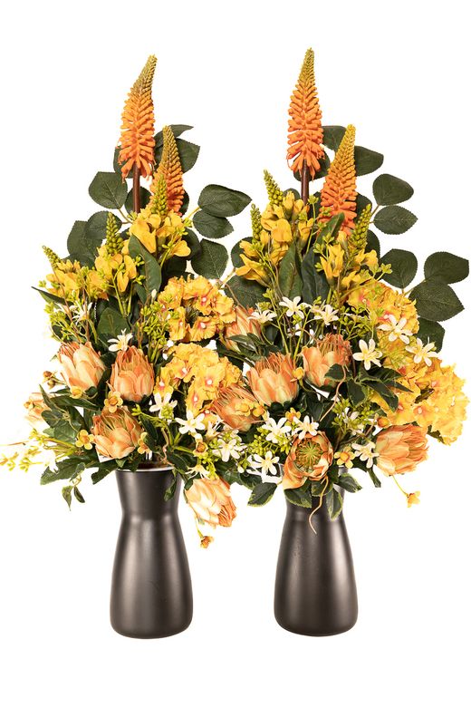 Distinguido ramo en tonos naranjas para cementerio
