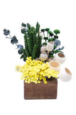 Elegancia natural en una caja decorativa de madera