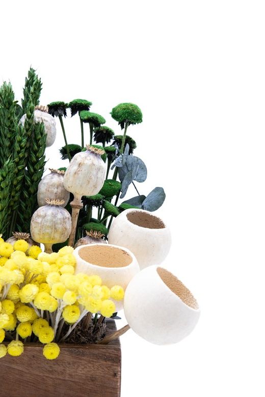 Elegancia natural en una caja decorativa de madera