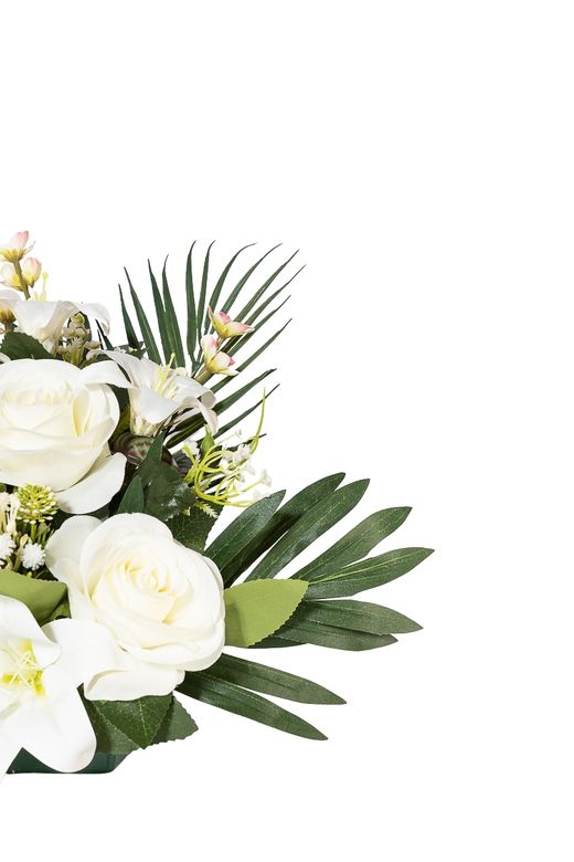 Elegante centro de cementerio color blanco