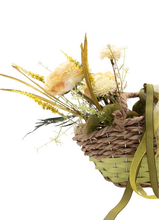 Elegante cesto bicolor con flores artificiales en color crema