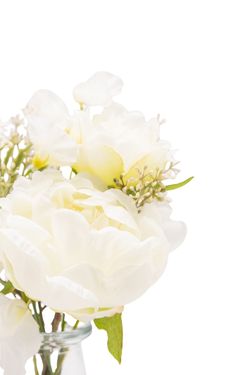 Elegante pequeño bouquet mixto artificial de flores blancas