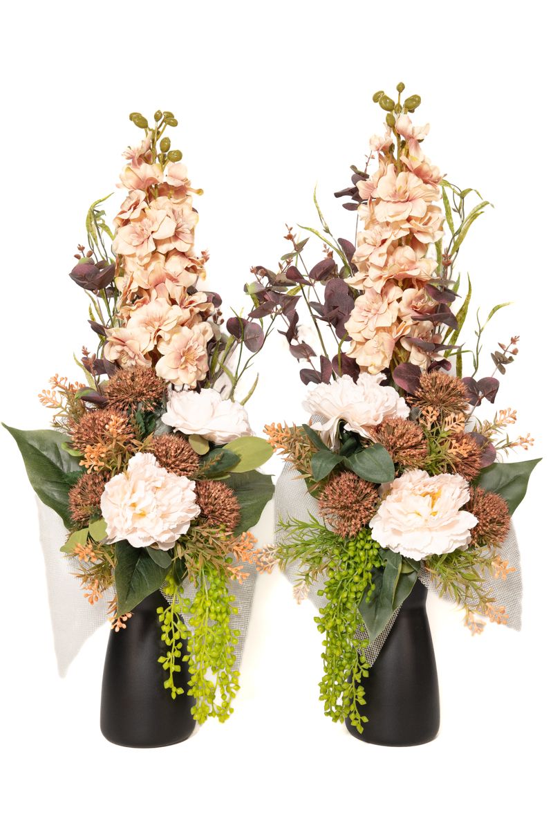 Elegante ramo de flores artificiales para cementerio con cascada de verdes Lateral derecho