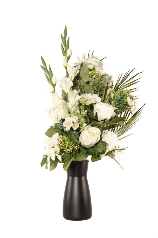 Elegante y clásico ramo de flores artificiales blancas