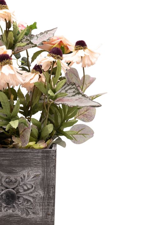 Encantador centro artificial en tonos salmón y rosado