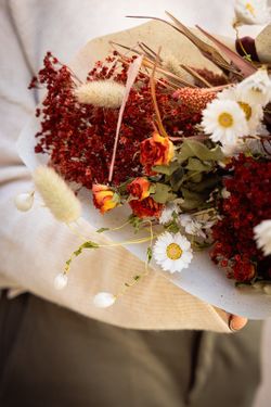 Energizante bouquet variado de flores Lady in Red
