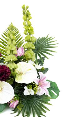 Equilibrada jardinera para cementerio en tonos morados y rosas