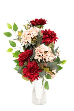 Espectaculares flores artificiais em vermelho e rosa para este buquê de flores para cemitério