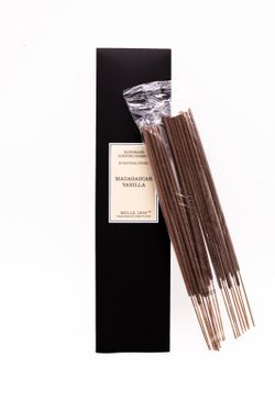 Incienso Santiago en varillas. Madagascar Vanilla. Colección Santiago CERERIA MOLLA 1899.