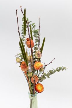 Jarrón vintage de cristal con flores secas y flores preservadas en color Verde