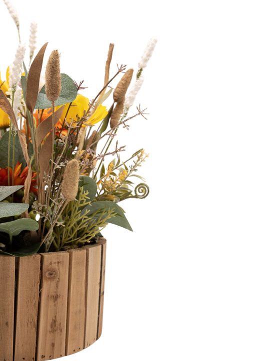 Luminoso centro artificial en tonos amarillos y naranjas