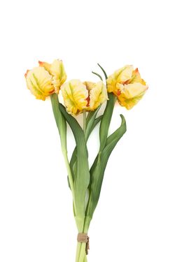 Luminoso ramillete de tulipanes artificiales amarillo claro