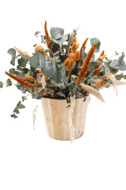 Macetero de pino natural con preciosas flores secas y preservadas en tonos naranjas