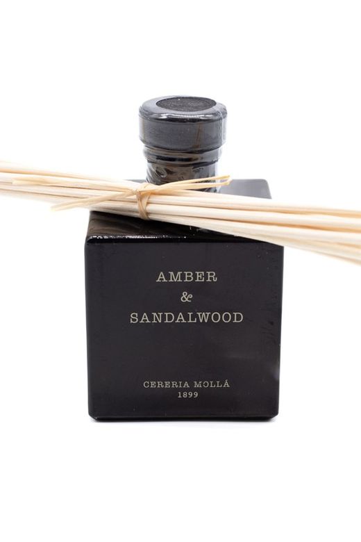 Mikado ambientador de 100 ml. Amber & Sandalwood. Colección Boutique CERERIA MOLLA 1899.