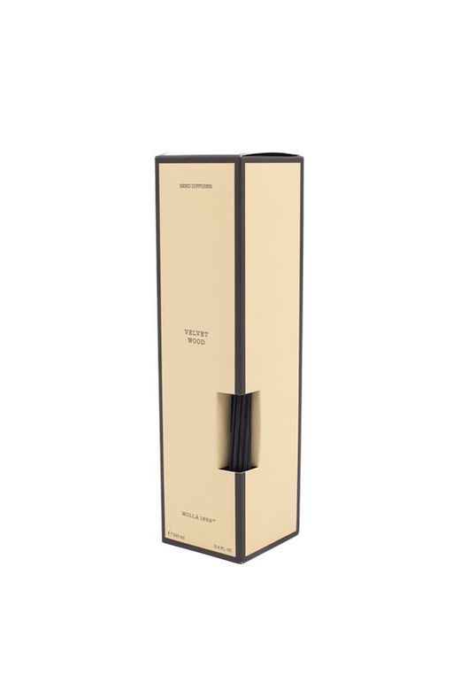 Ambientador Mikado 100 ml. Madeira de veludo. Coleção Boutique CERERIA MOLLA 1899.