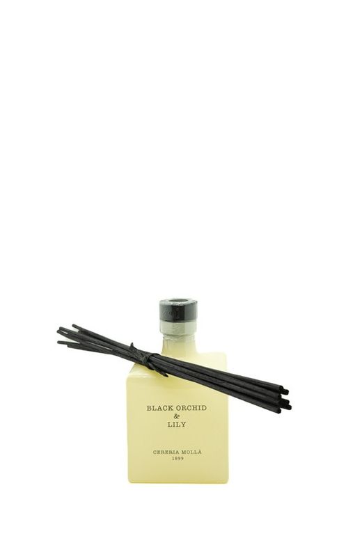 Mikado ambientador de 250ml. Black Orchid & Lily. Colección Boutique CERERIA MOLLA 1899.