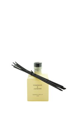 Mikado ambientador de 250ml. Tuberose & Jasmine. Colección Boutique CERERIA MOLLA 1899.