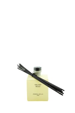 Mikado ambientador de 250ml. Velvet Wood. Colección Boutique CERERIA MOLLA 1899.