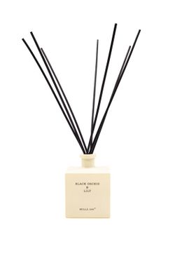 Ambientador Mikado 500 ml. Black Orquid & Lily. Coleção Boutique CERERIA MOLLA 1899.
