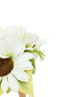 Radiante ramillete de girasoles blancos artificiales