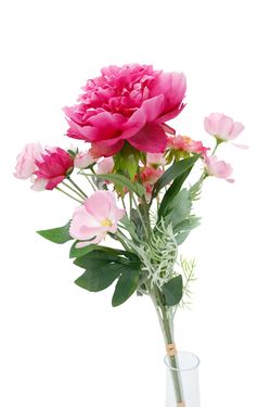 Ramillete intenso de peonía y ranúnculos fucsias artificiales