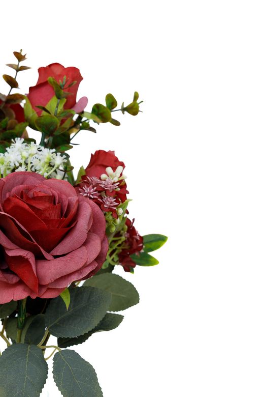 Ramillete intenso de rosas granates artificiales