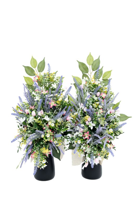 Ramo de cementerio con lavanda y detalles rosas