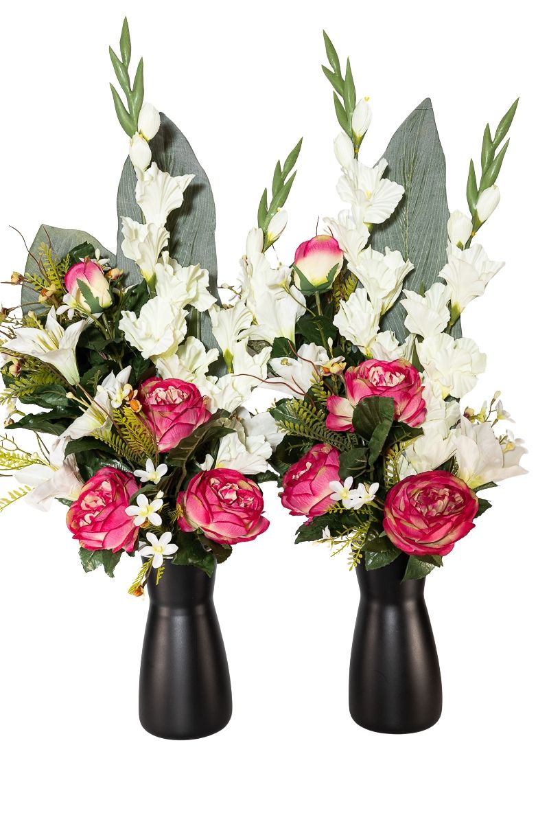 Ramo de cementerio con peonías rosas vibrantes