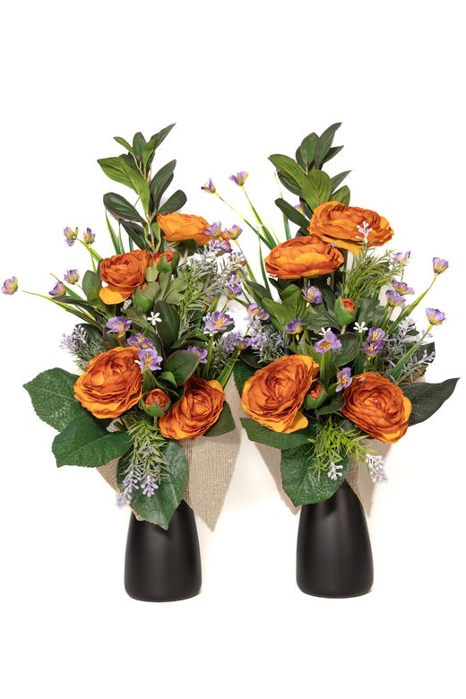 Ramo de flores artificiales silvestres en tonos naranja