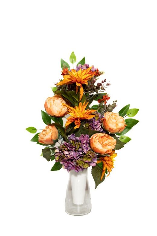 Ramo de flores artificiales de cementerio con colores vivos y alegres, lila y naranja