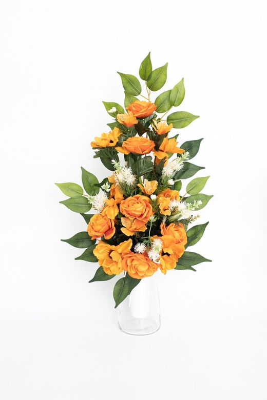 Ramo de flores con rosas en color naranja