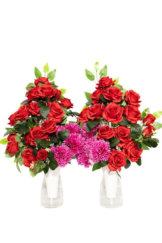 Ramo de flores tradicional con toque moderno con crisantemos artificiales en color lila Lateral derecho