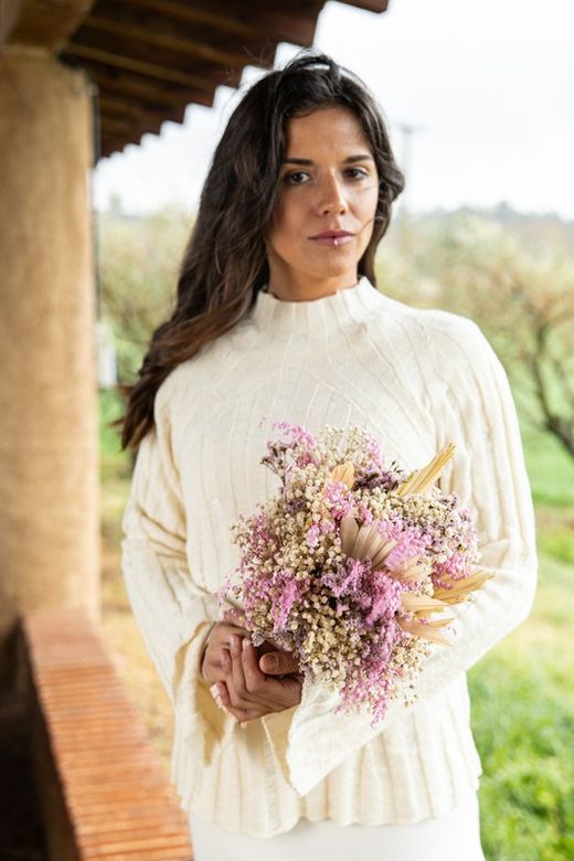 Ramo de novia de paniculata preservada con mix de colores