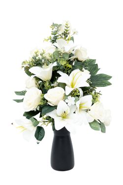Ramo floral armónico de cementerio con lillyums blancos