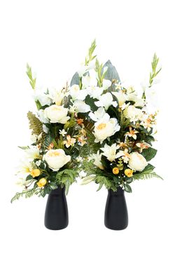 Ramo floral para cementerio radiante con rosas amarillas