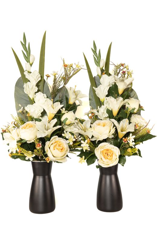 Ramos de flores artificiales para difuntos con flores artificiales en color crema