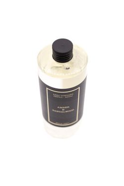 Refil de ambientador Mikado 500 mL. Âmbar e Sândalo. Coleção Bouquet CERERIA MOLLA 1899
