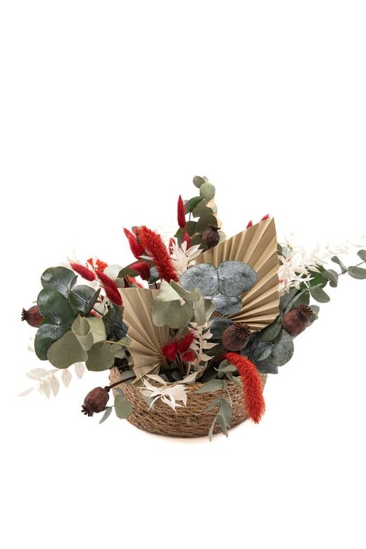 Rústica cesta de flores secas en color burdeos