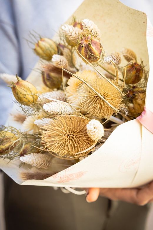 Sofisticado bouquet de flores secas variadas Classic